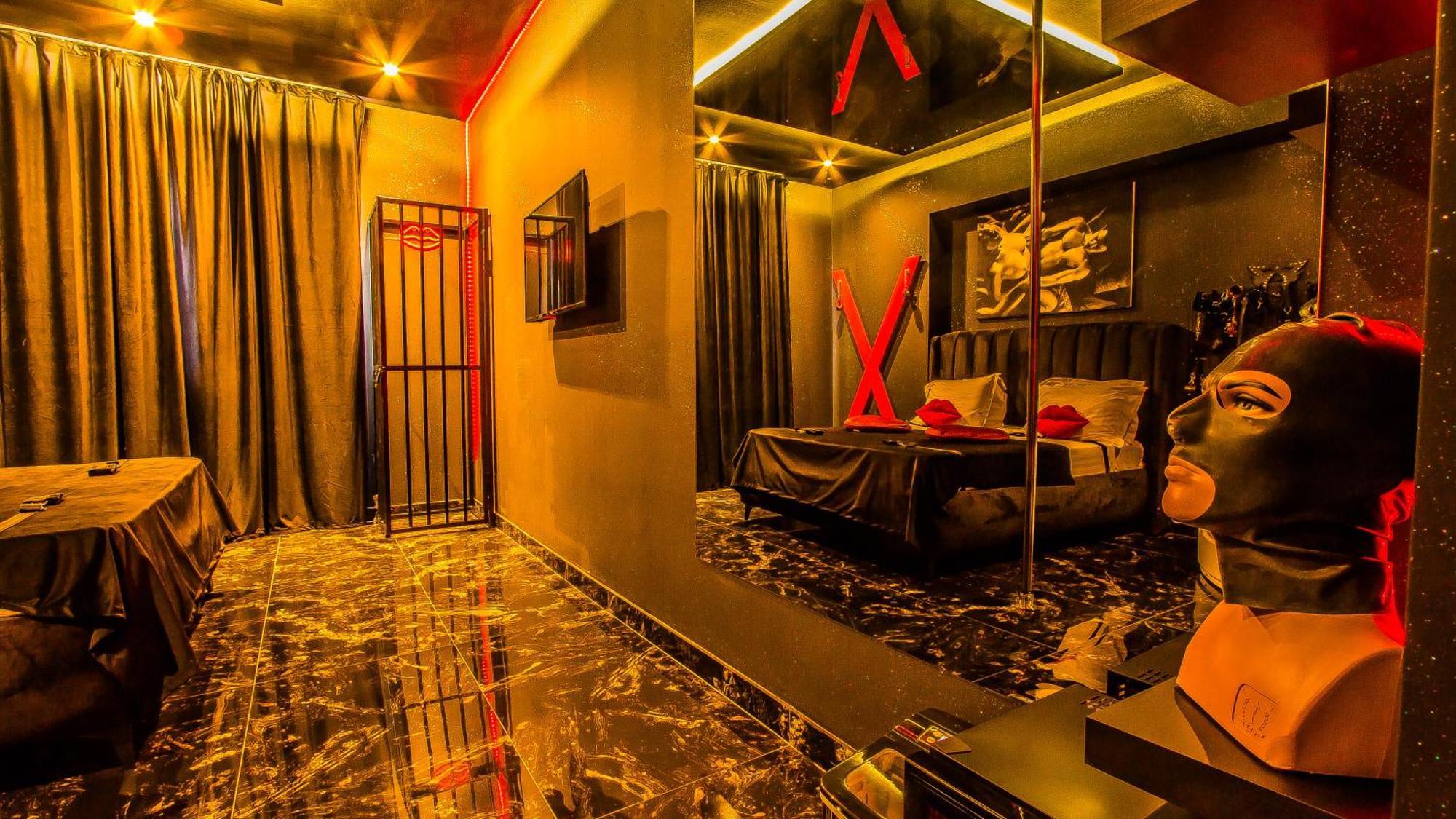 Romeo Nights - Love Rooms - Adults Only Bucharest Exterior photo
